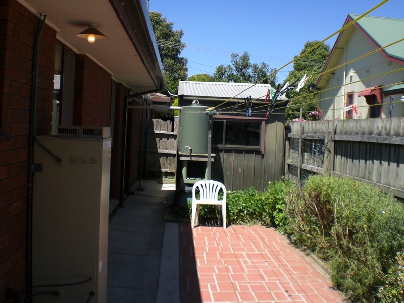 2/3 Neerim Street, Drouin VIC 3818