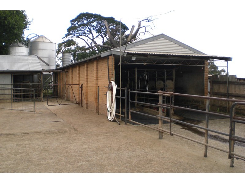 84 Paynters Road, Hill End VIC 3825