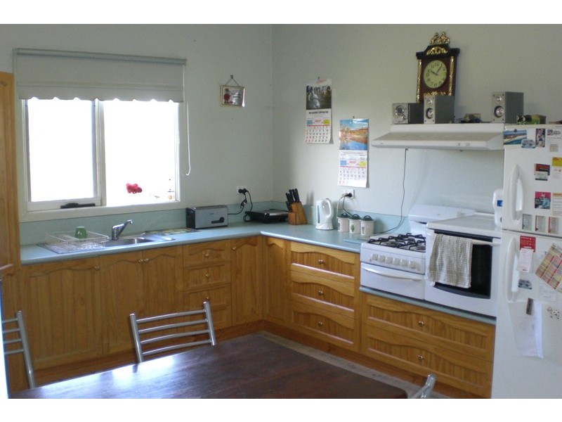 84 Paynters Road, Hill End VIC 3825