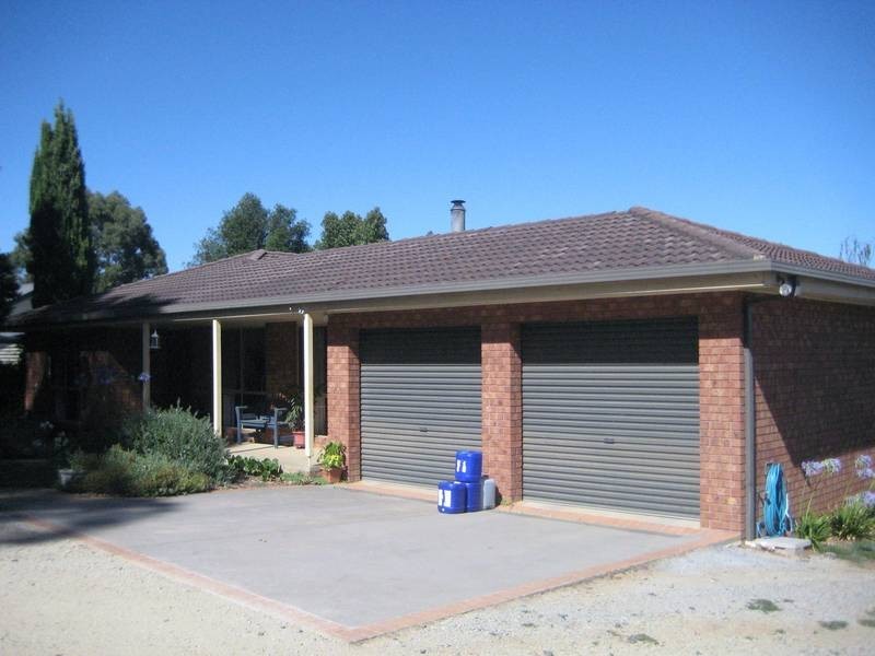 123 Hopetoun Road, Drouin VIC 3818