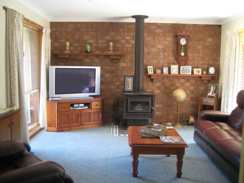 123 Hopetoun Road, Drouin VIC 3818