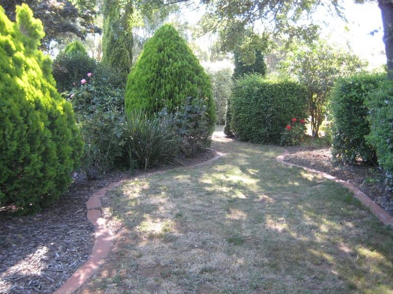 123 Hopetoun Road, Drouin VIC 3818