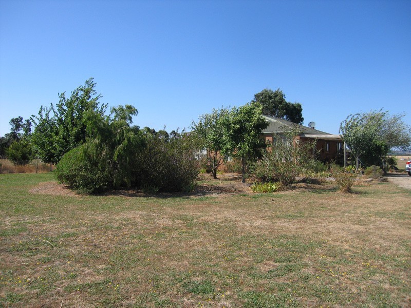 104 Coster Road, Modella VIC 3816
