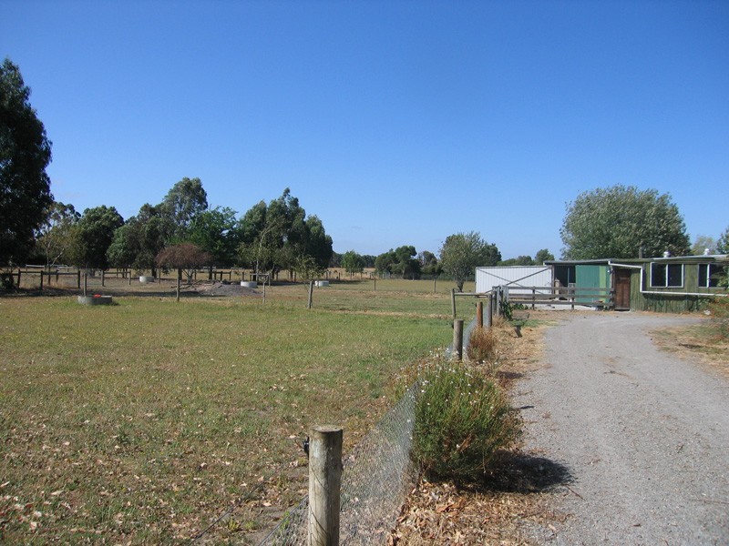104 Coster Road, Modella VIC 3816