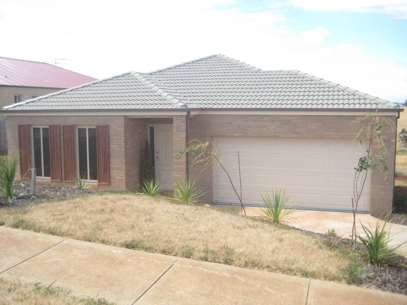5 Cypress Court, Drouin VIC 3818