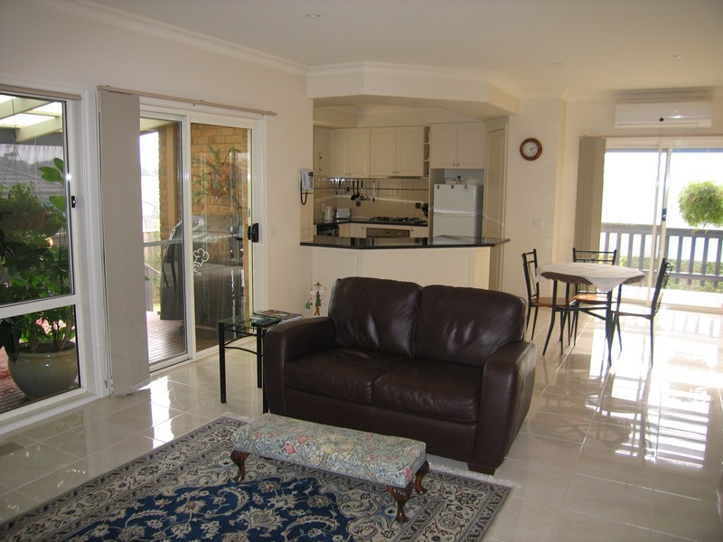 24 Grange Crescent, Warragul VIC 3820