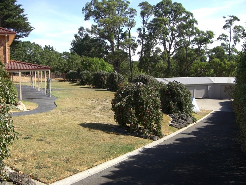21 Canawindi Drive, Warragul VIC 3820