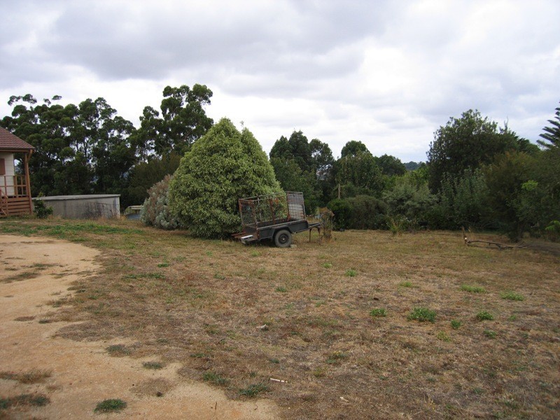 2615 Grandridge Rd, Hallston VIC 3953
