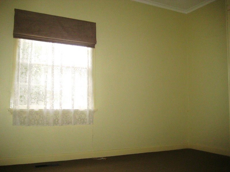 35 Charles Street, Warragul VIC 3820