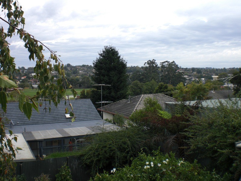 33 Burton Street, Warragul VIC 3820