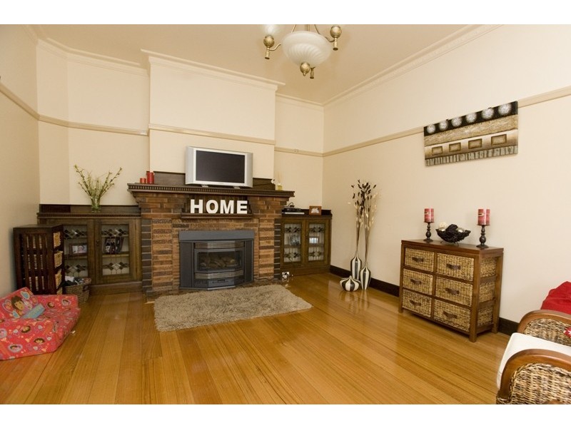 36 Peace Avenue, Warragul VIC 3820