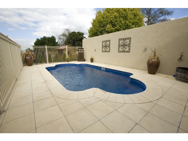 36 Peace Avenue, Warragul VIC 3820