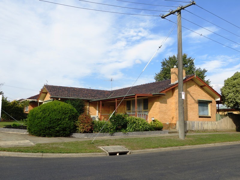154 Albert Road, Warragul VIC 3820