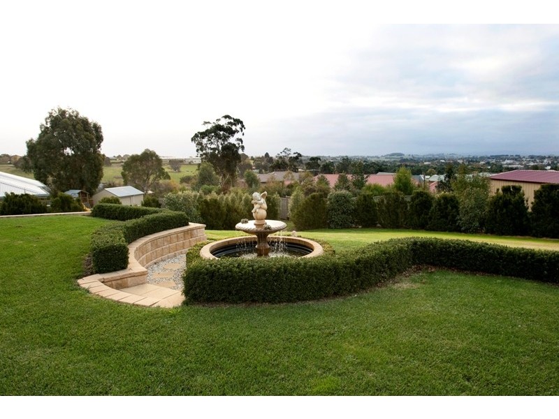 58 Cason Crescent, Warragul VIC 3820