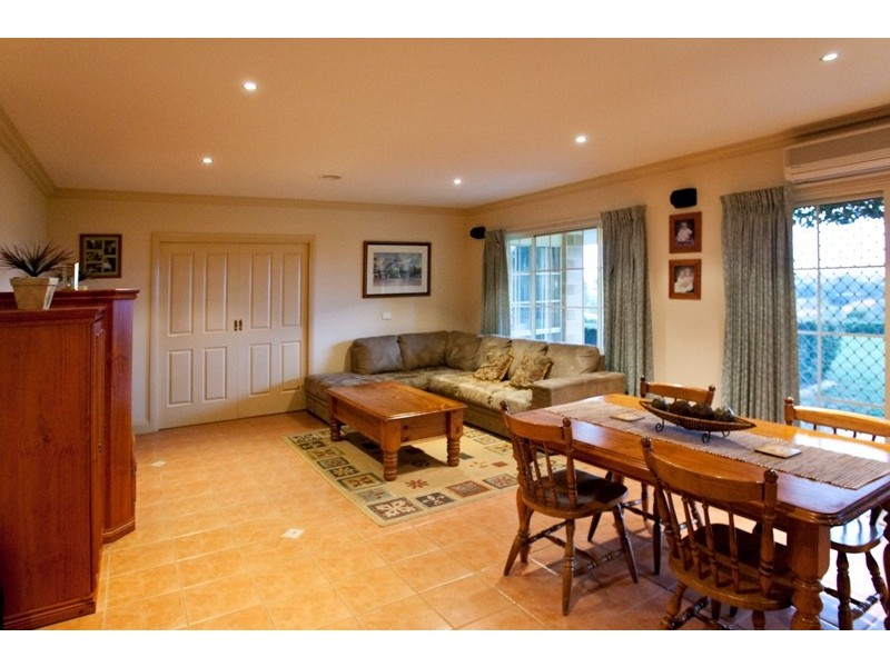 58 Cason Crescent, Warragul VIC 3820