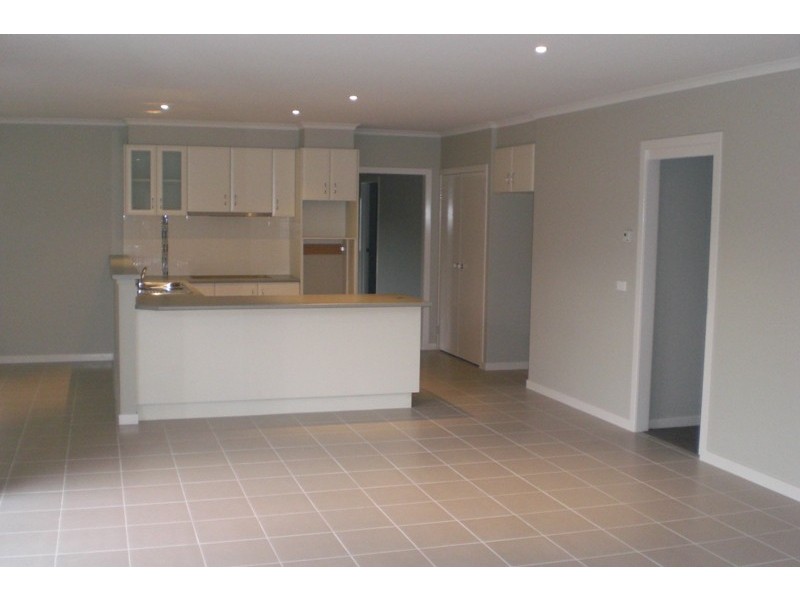 2 Audra Place, Warragul VIC 3820