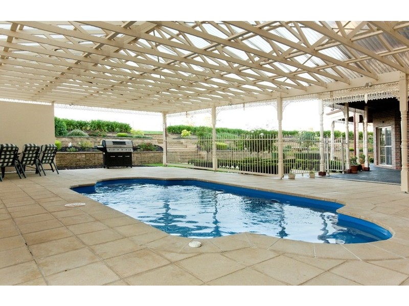 34 Camelot Court, Warragul VIC 3820