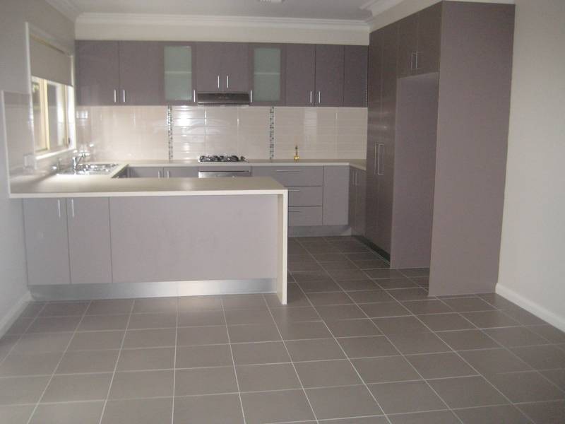 2/8 Hadlow Street, Warragul VIC 3820
