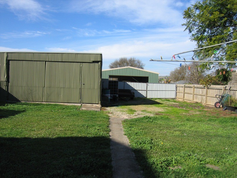 20 Peace Avenue, Warragul VIC 3820