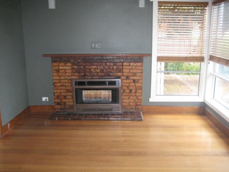 3 Church Street, Drouin VIC 3818