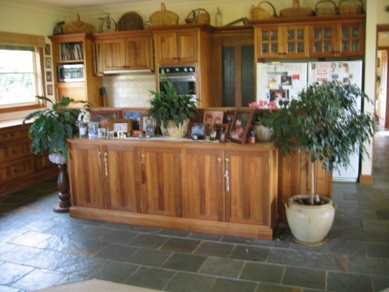 332 McGlone Road, Drouin VIC 3818