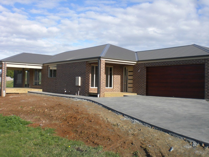 Lot 71 Leichardt Court, Warragul VIC 3820