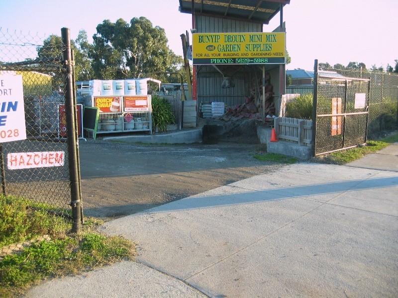 Nar Nar Goon – Longwarry Road, Bunyip VIC 3815