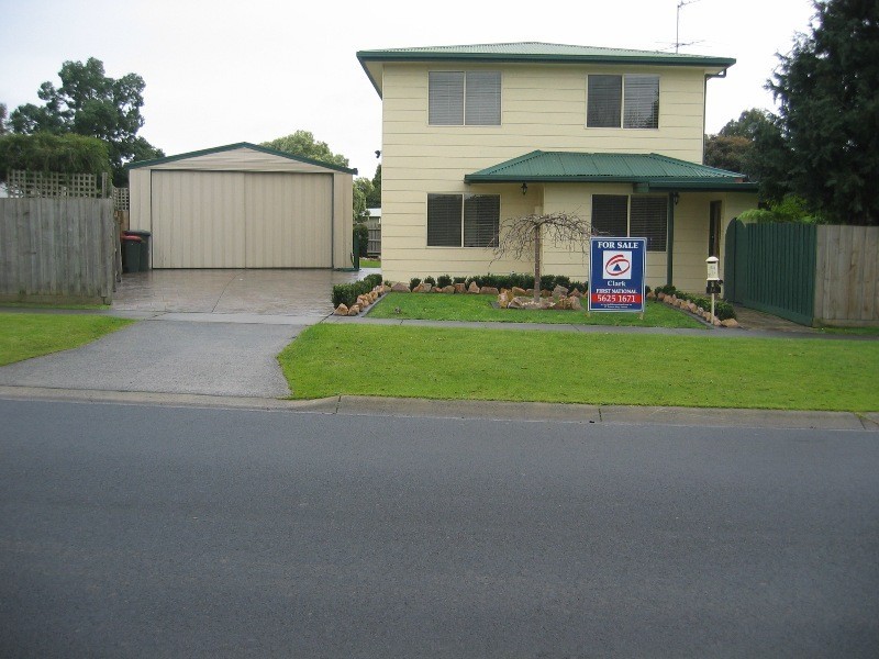 1a Darnum Street, Drouin VIC 3818