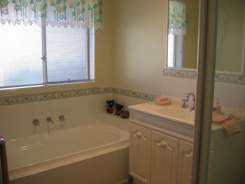 9 Bell Park Close, Warragul VIC 3820