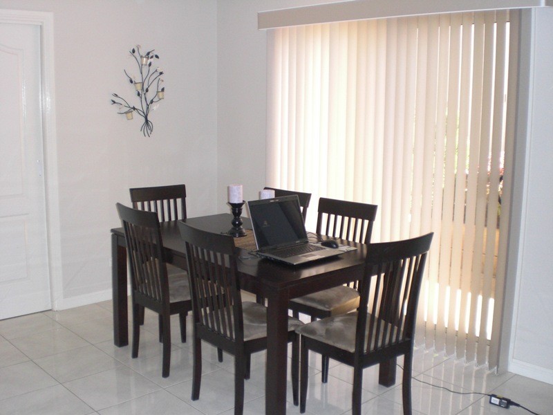 1 & 2/18 Montrose Street, Warragul VIC 3820