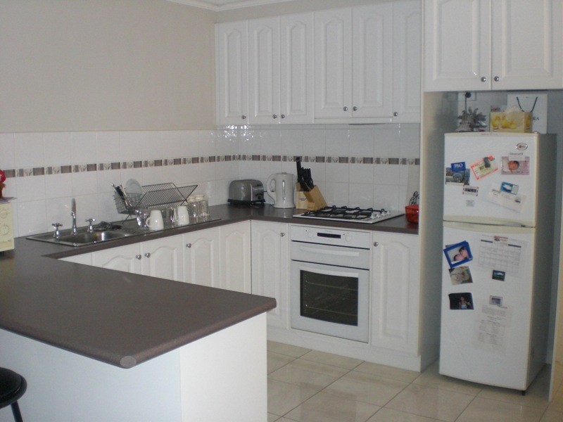 1 & 2/18 Montrose Street, Warragul VIC 3820