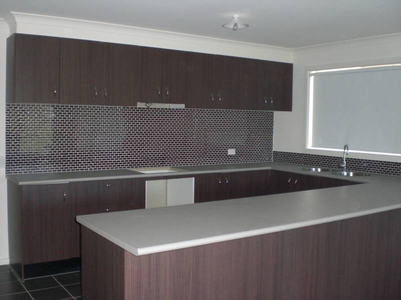 13 Springwater Drive, Drouin VIC 3818