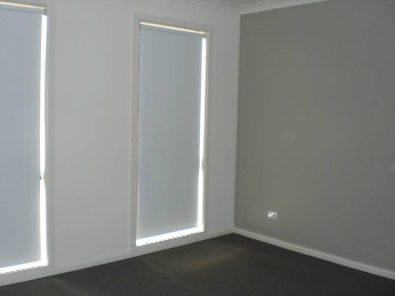 13 Springwater Drive, Drouin VIC 3818