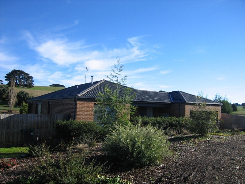 7 Fir Place, Warragul VIC 3820