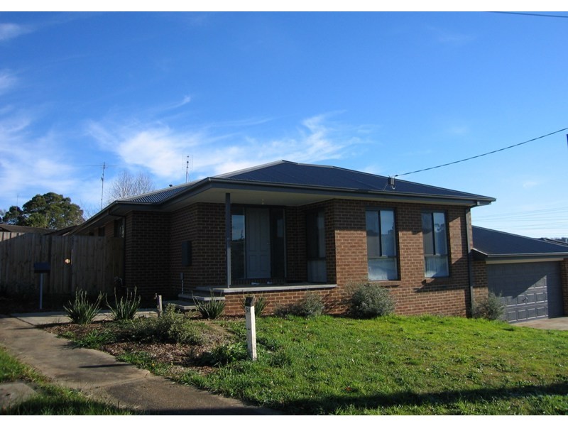 7 North Road, Warragul VIC 3820