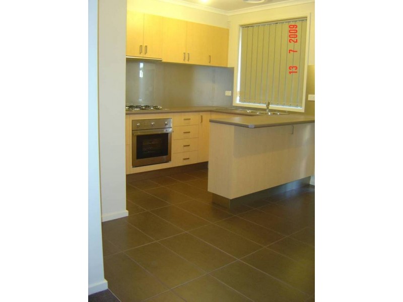 3/7 Lindman Street, Drouin VIC 3818