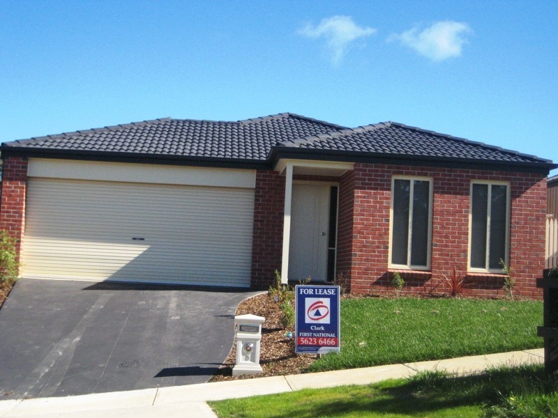 5 Eucalypt Court, Drouin VIC 3818