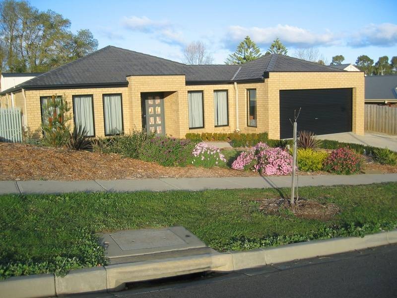 9 Megan Street, Neerim South VIC 3831
