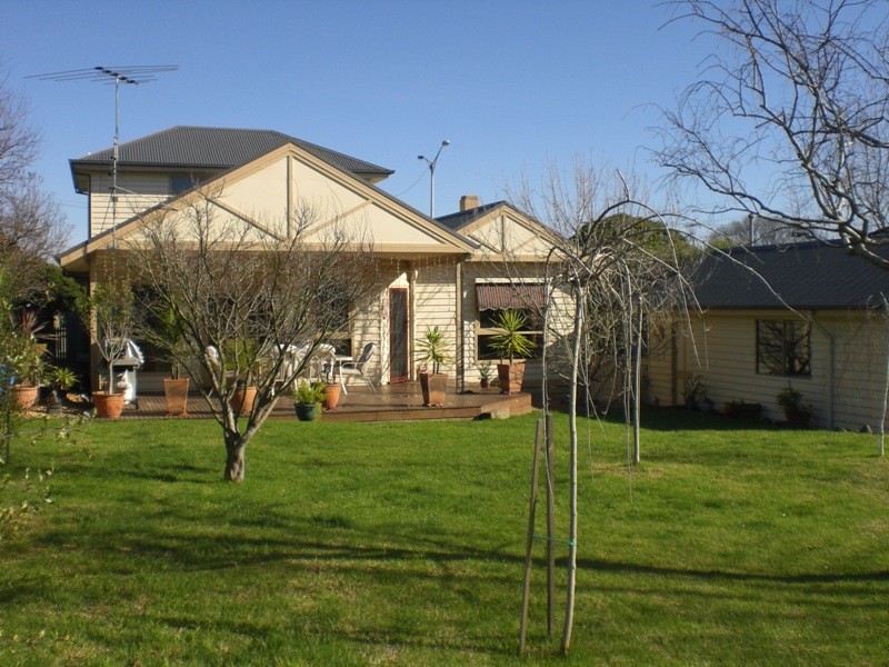 138 Victoria Street, Warragul VIC 3820