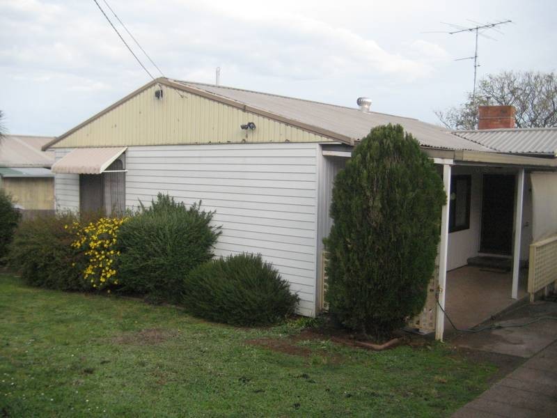 11 Fenton Street, Warragul VIC 3820