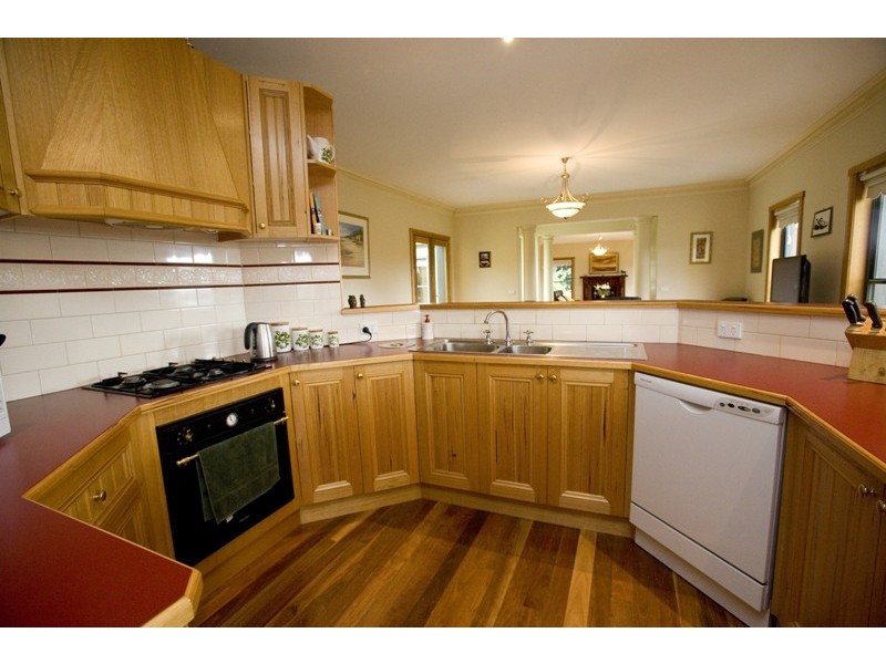 16 Bella Vista Drive, Warragul VIC 3820