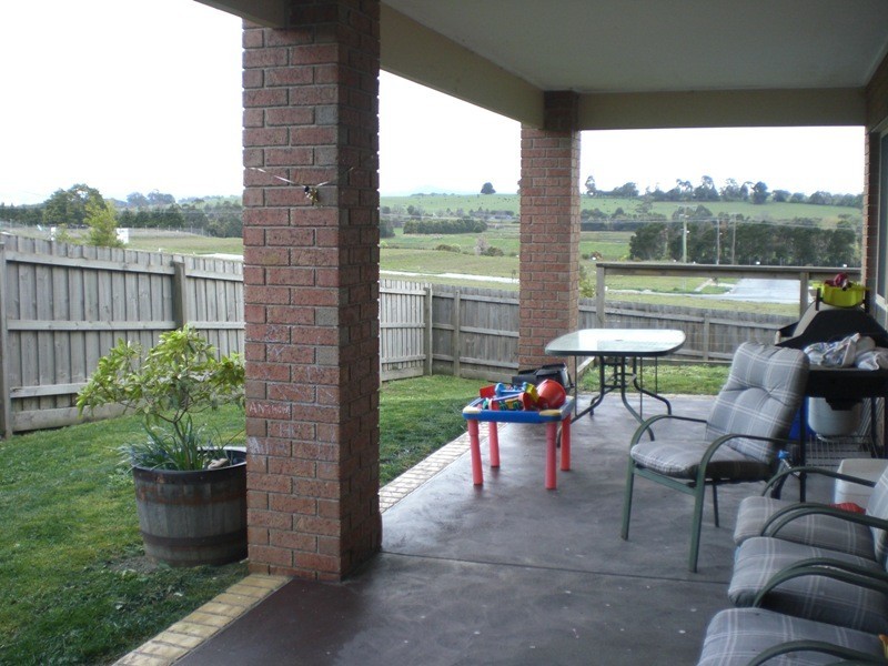 74 Dawson Drive, Warragul VIC 3820