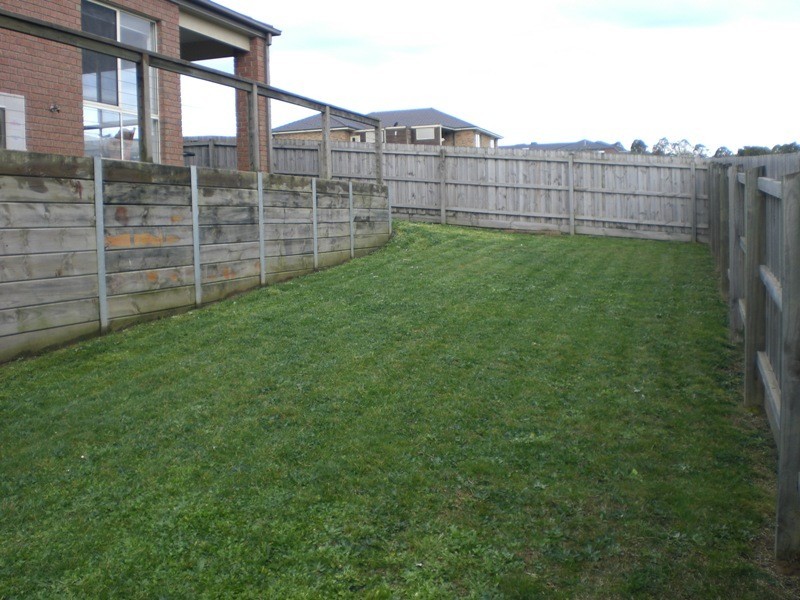 74 Dawson Drive, Warragul VIC 3820