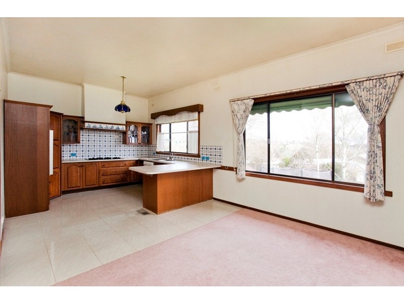 53 Latrobe Street, Warragul VIC 3820