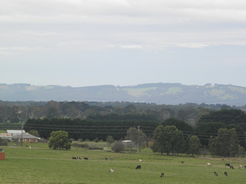 8 Nicolas Court, Warragul VIC 3820