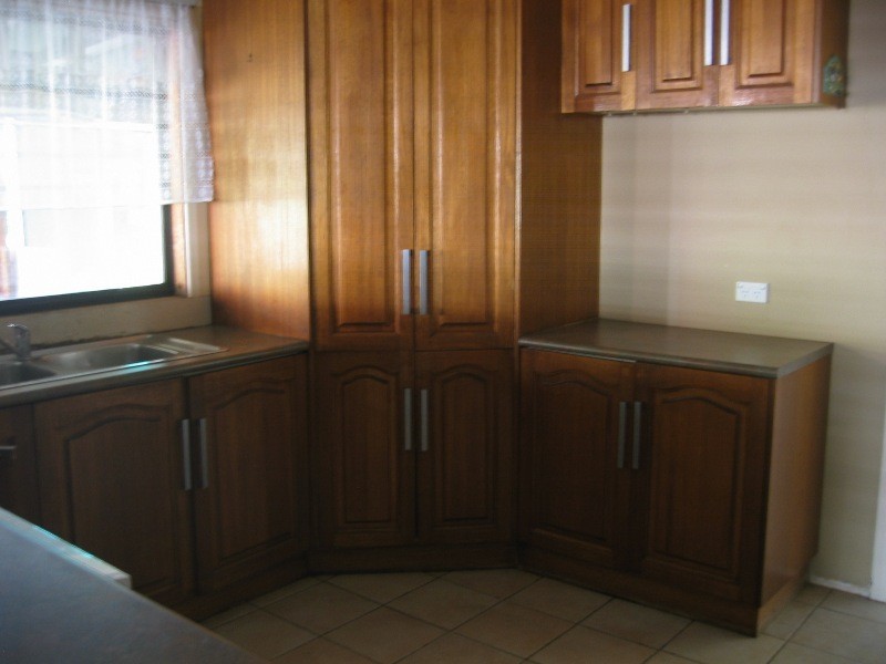 6 Lampards Road, Drouin VIC 3818