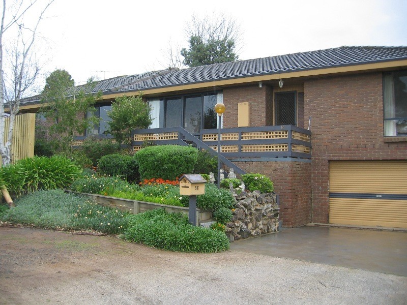 56 Lardner Road, Drouin VIC 3818