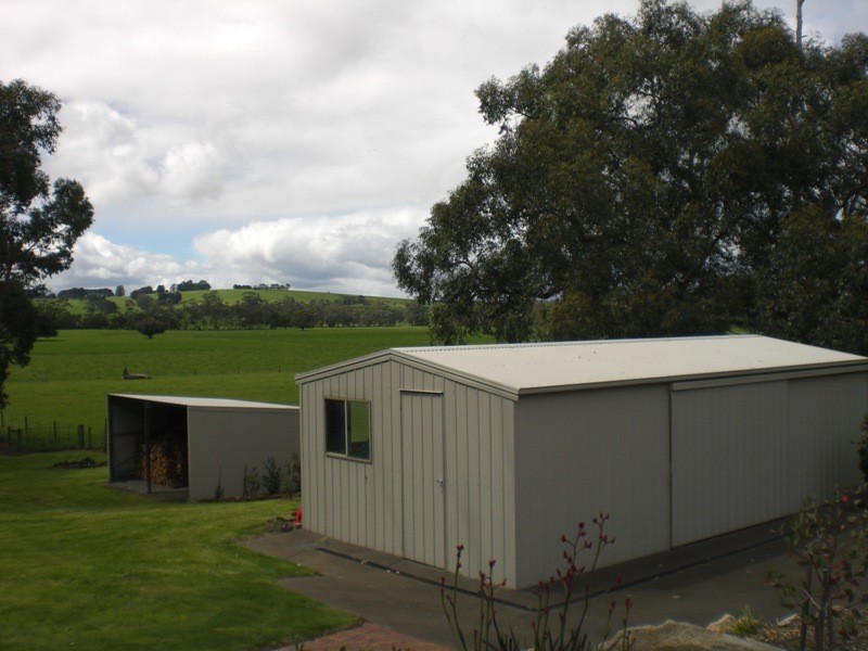 37 Simper Court, Drouin VIC 3818