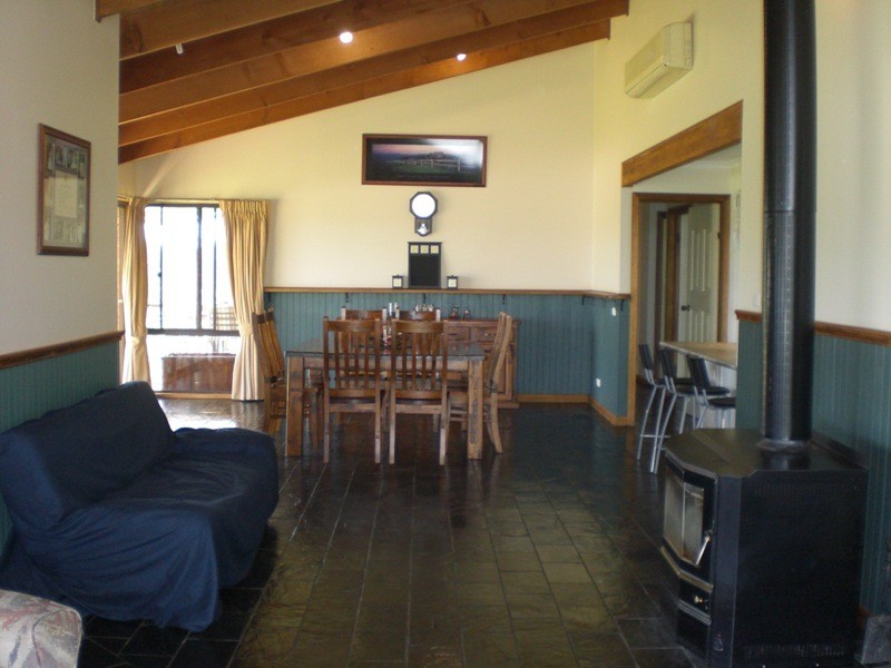 16 Station Street, Neerim South VIC 3831