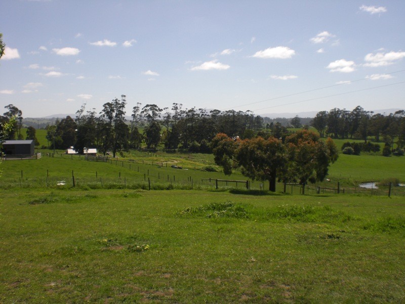 16 Station Street, Neerim South VIC 3831